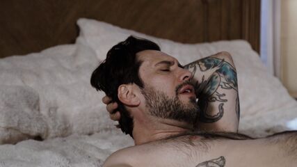 BFFs Get XXX Intimate